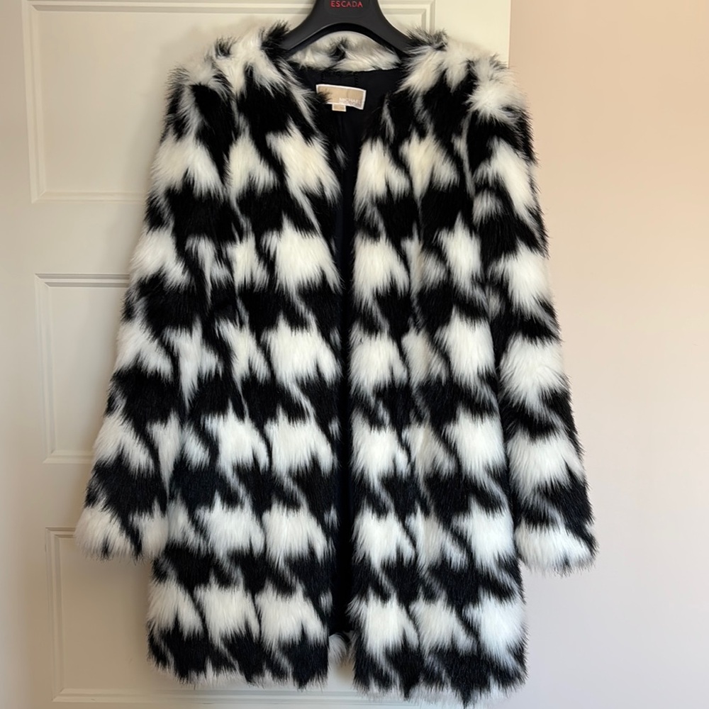 Michael Kors Black and White houndstooth Faux Fur Coat
